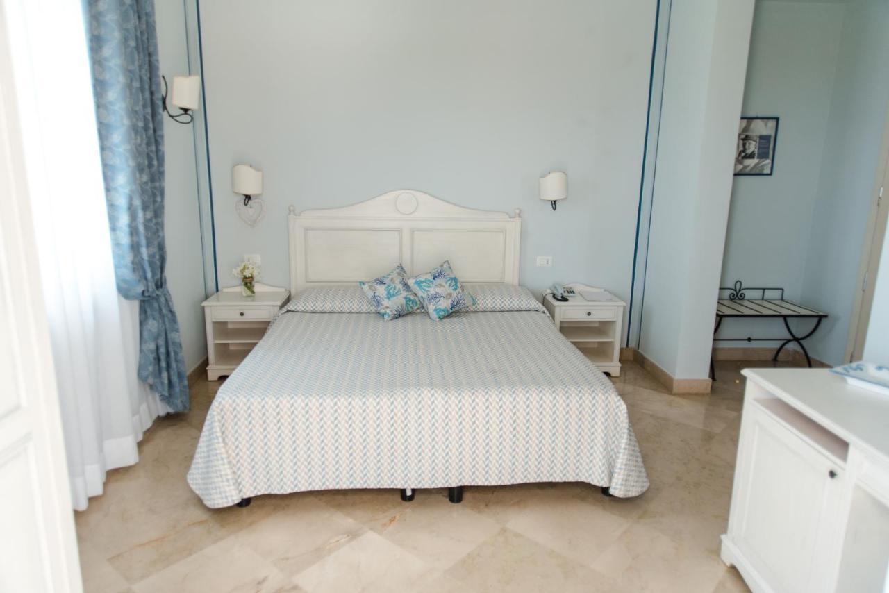 Готель Relais Antiche Saline Torre Nubia Екстер'єр фото