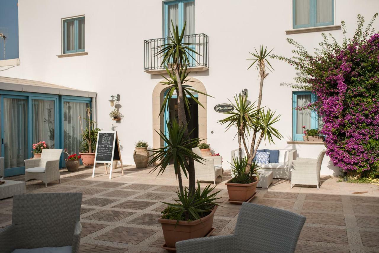 Готель Relais Antiche Saline Torre Nubia Екстер'єр фото
